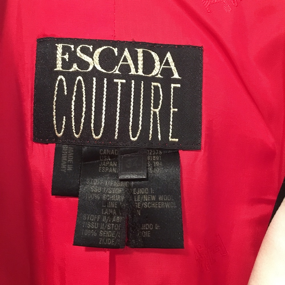 24 HOUR SALE- Escada Couture Blazer - Picture 4 of 6