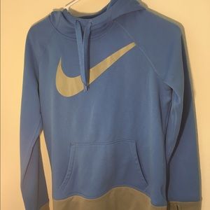 Nike Pull Over