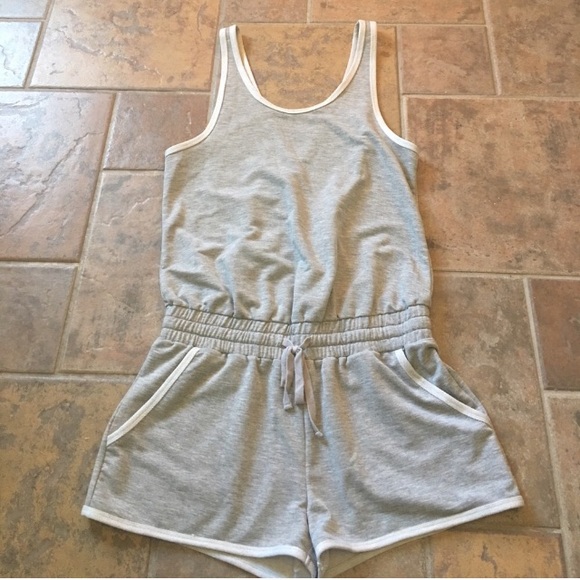 Fabletics romper - Picture 4 of 6