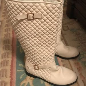 Comfortview Women's Size 12WW Quilted Boots