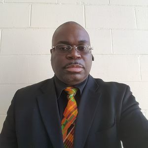 Meet your Posher, Kenneth