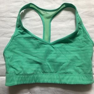 VS sports bra