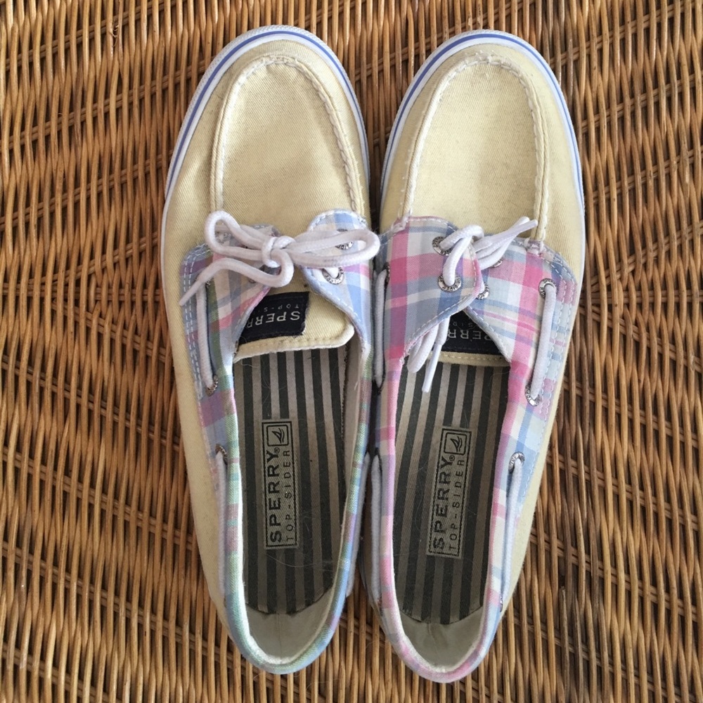 yellow & plaid Sperrys