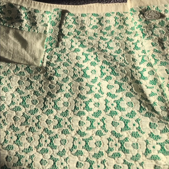 Anthropologie Cartonnier cream/Kelly lace shorts - Picture 6 of 16