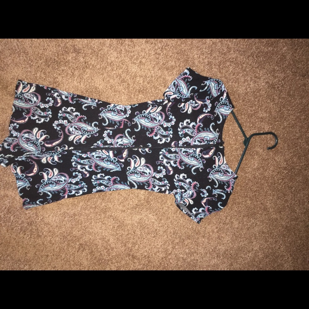 Romper. - Picture 2 of 2