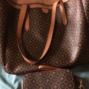 Fossil bag and wristlet