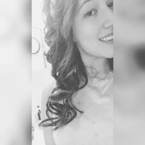 Meet your Posher, Kaleigh