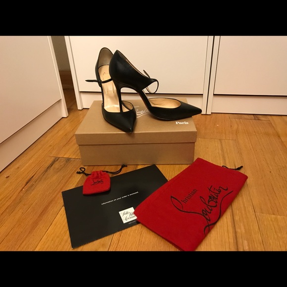 Christian Louboutin TIRANA 100M MARY JANES. - Picture 2 of 6