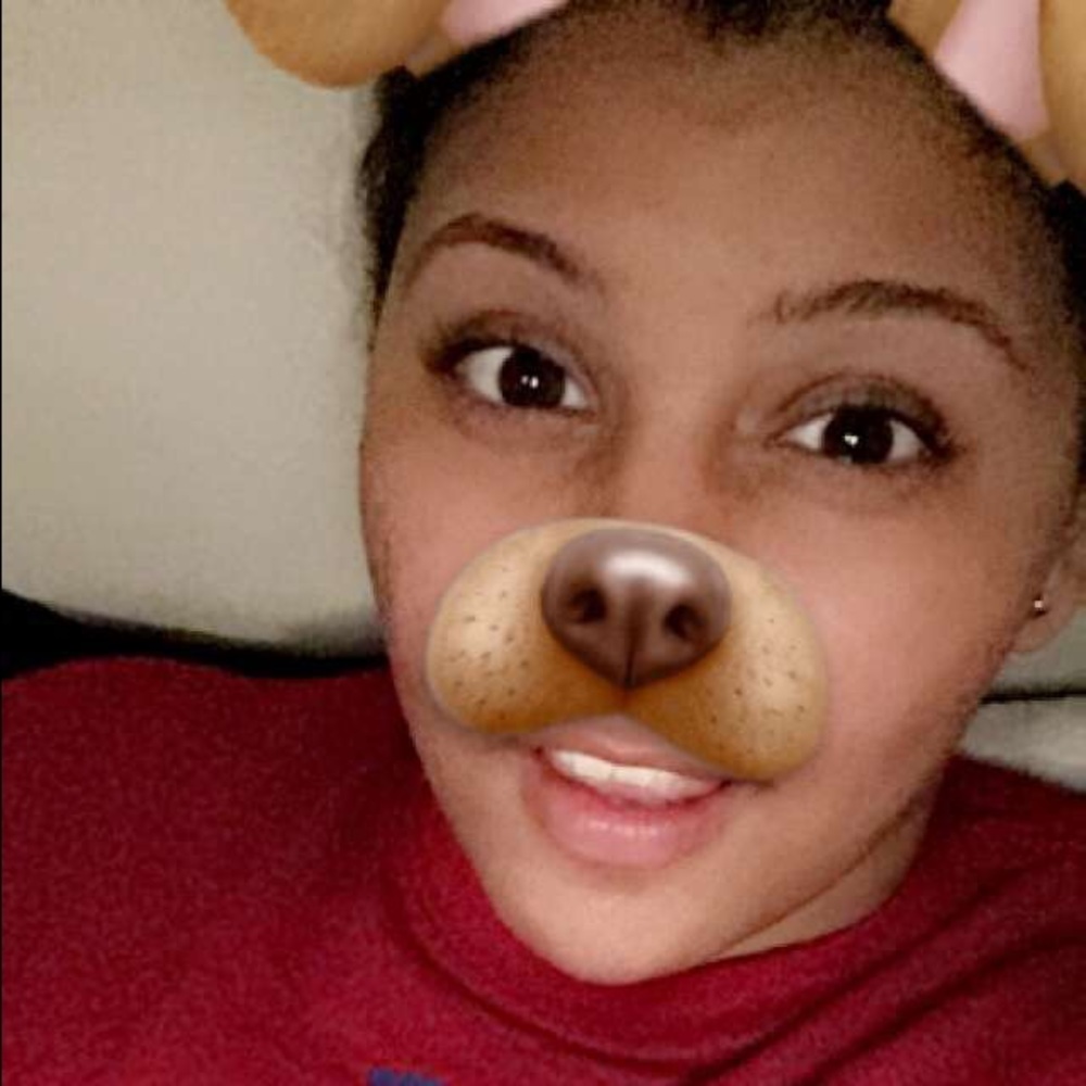 Meet your Posher, Teeara