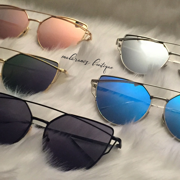 Sassy Mirrored Silver- Blue Sunglasses - Picture 2 of 5