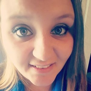 Meet your Posher, Kelli