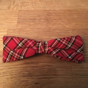 Bow tie