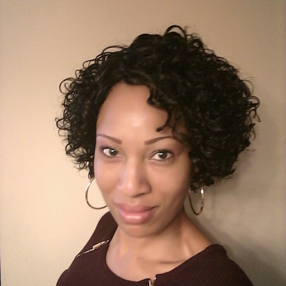 Meet your Posher, Pamela