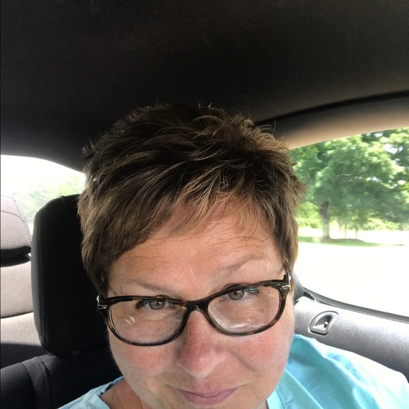 Meet your Posher, Velma - Picture 1 of 1