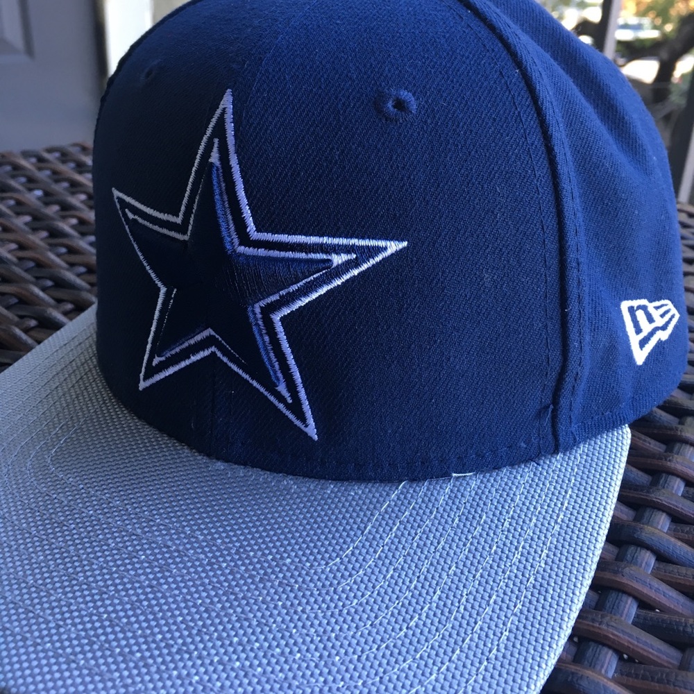 Dallas Cowboys New Era snap back cap.