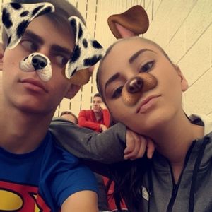 Meet your Posher, Calyee