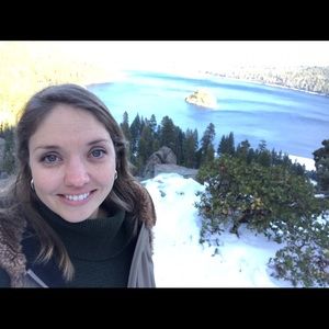 Meet your Posher, Elizabeth