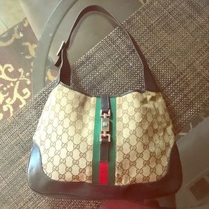 AUTHENTIC Gucci shoulder purse
