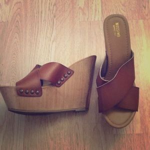 🌺SALE🌺TAN MULES (Faux Leather)