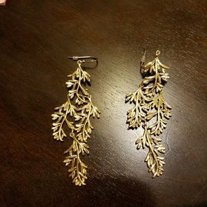 Stella and Dot Grace chandelier earrings