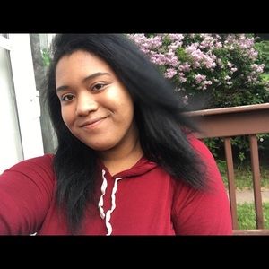 Meet your Posher, Ana