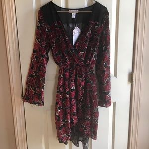 Size M Band of Gypsies tunic