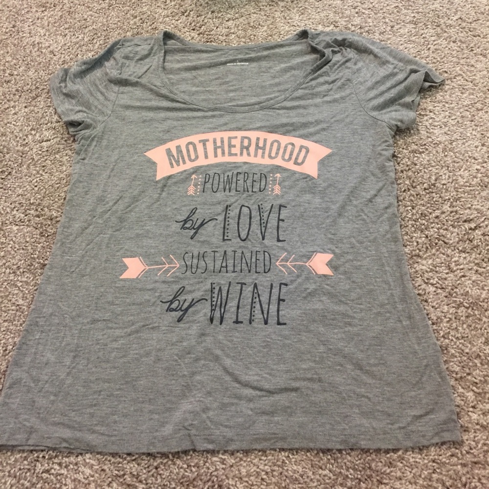 Motherhood ❤️ Love && Wine Tshirt 🍷