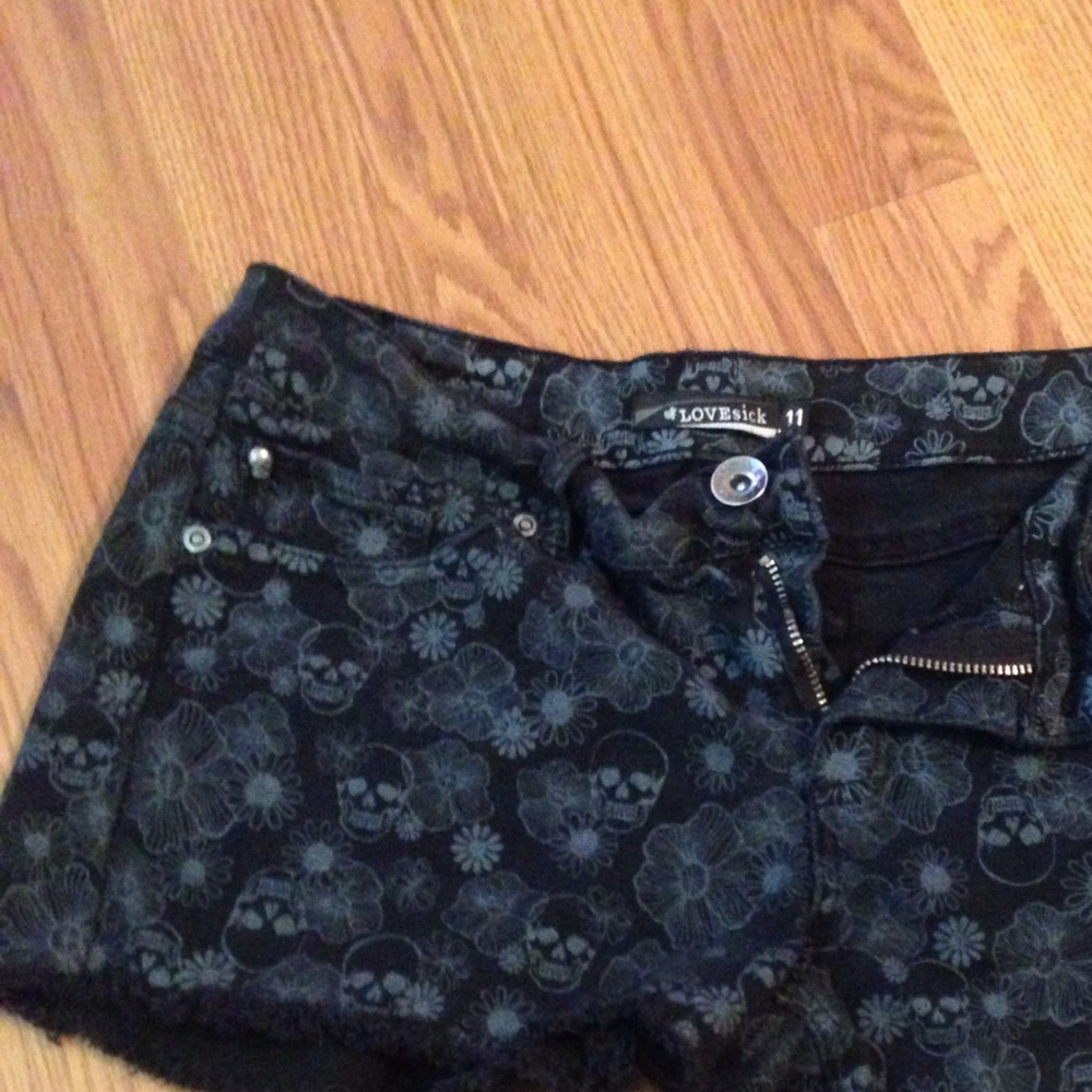 Skull shorts ☠️2 for $10☠️