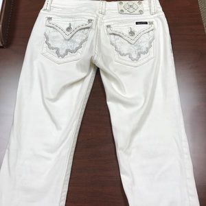White miss me jeans