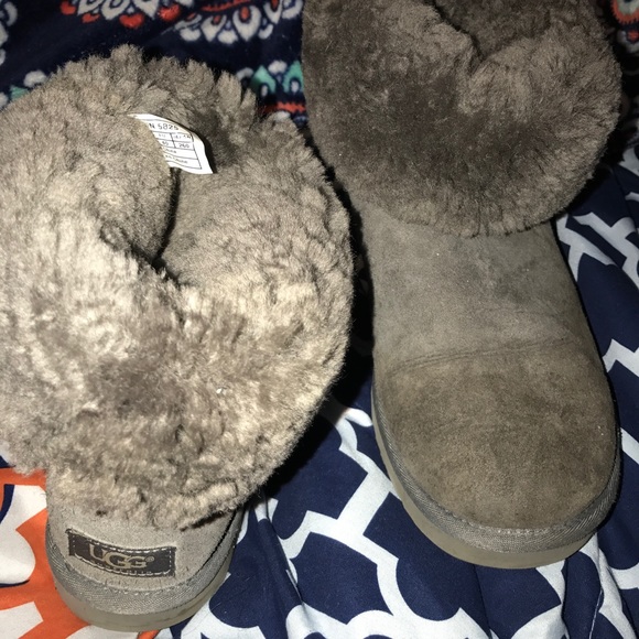 Short Ugg boots! - Picture 6 of 7