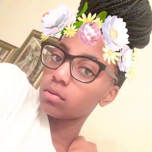 Meet your Posher, Kennedi