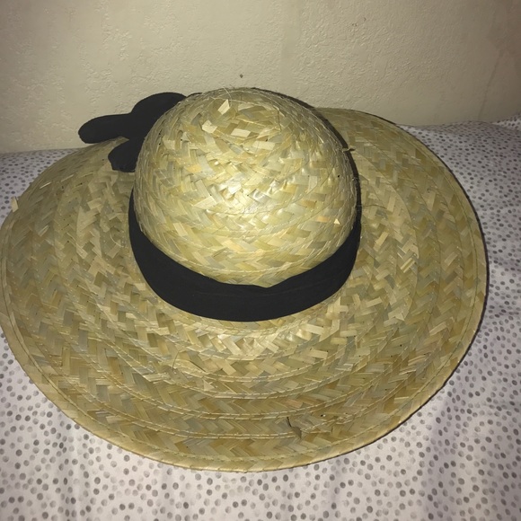 Cute Straw Floppy Hat 🎩💕 - Picture 1 of 4