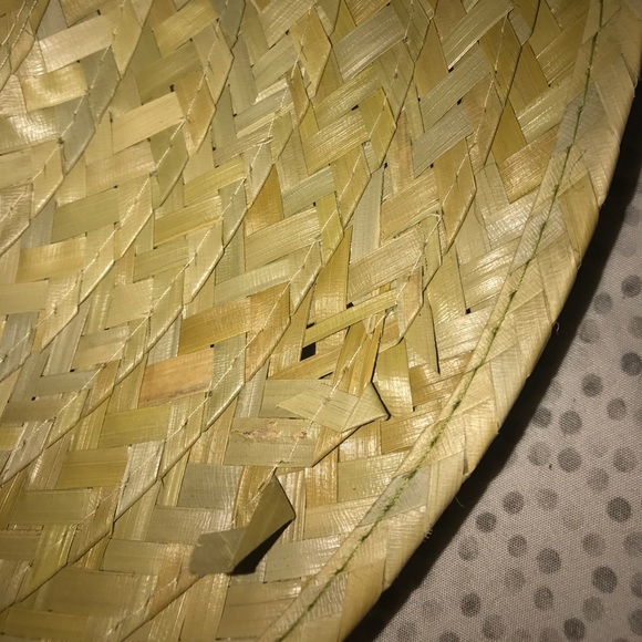 Cute Straw Floppy Hat 🎩💕 - Picture 4 of 4