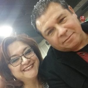 Meet your Posher, Gloria