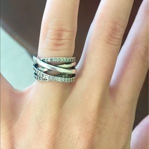 Pandora Entwined ring. Sterling silver