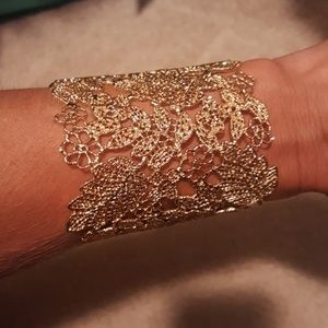 Stella & dot cuff