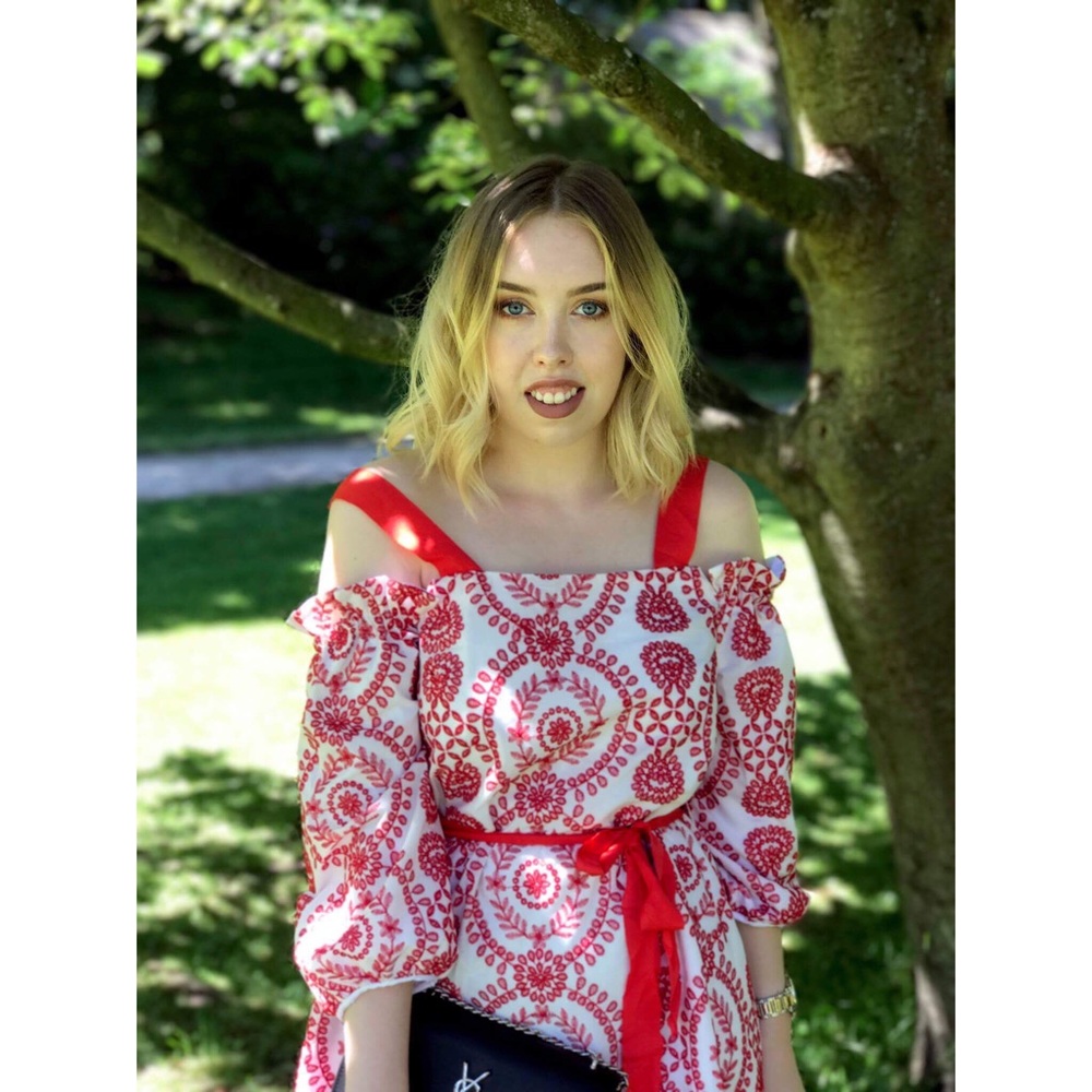 Meet your Posher, Aimee
