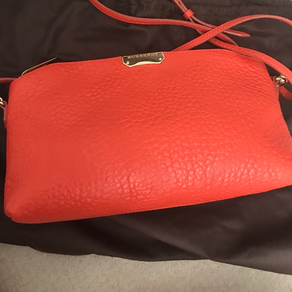 BURBERRY crossbody made in Romania. Authentic.