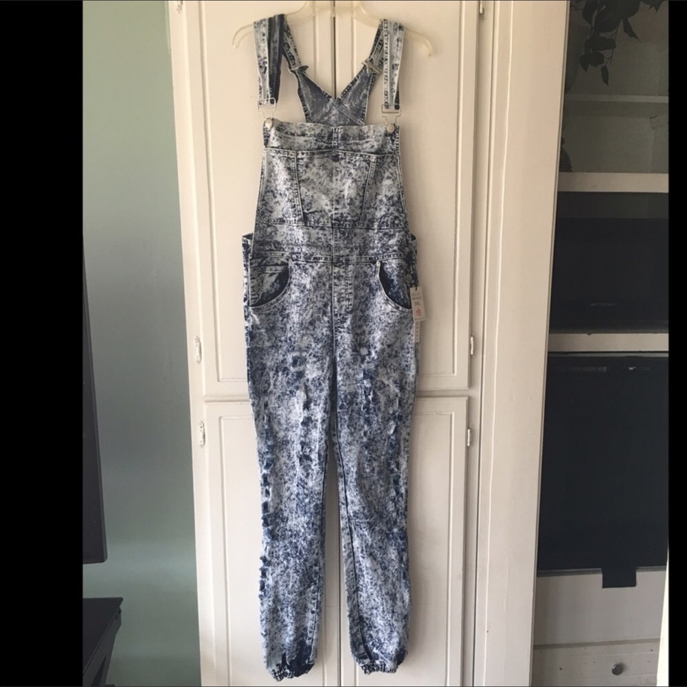 Acid washed overalls