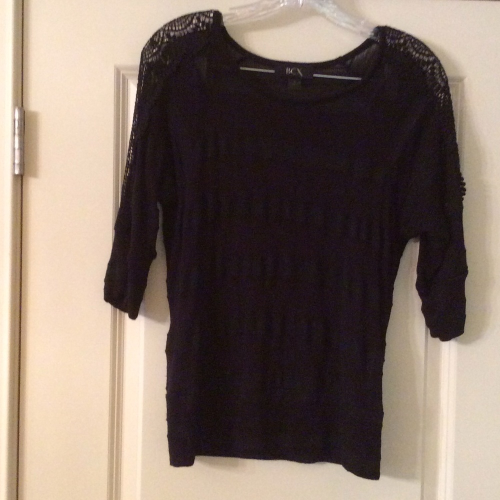 3/4 Lace Sleeve Top