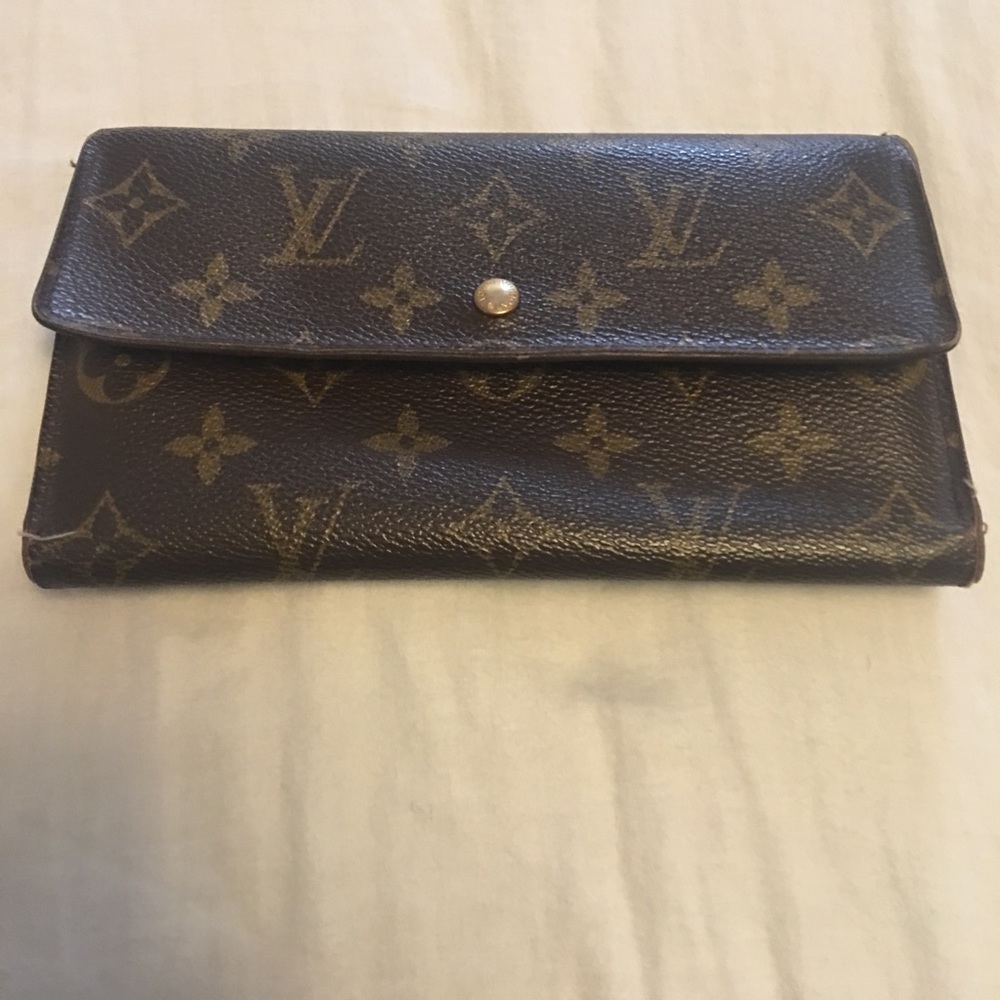 Louis Vuitton trifold wallet