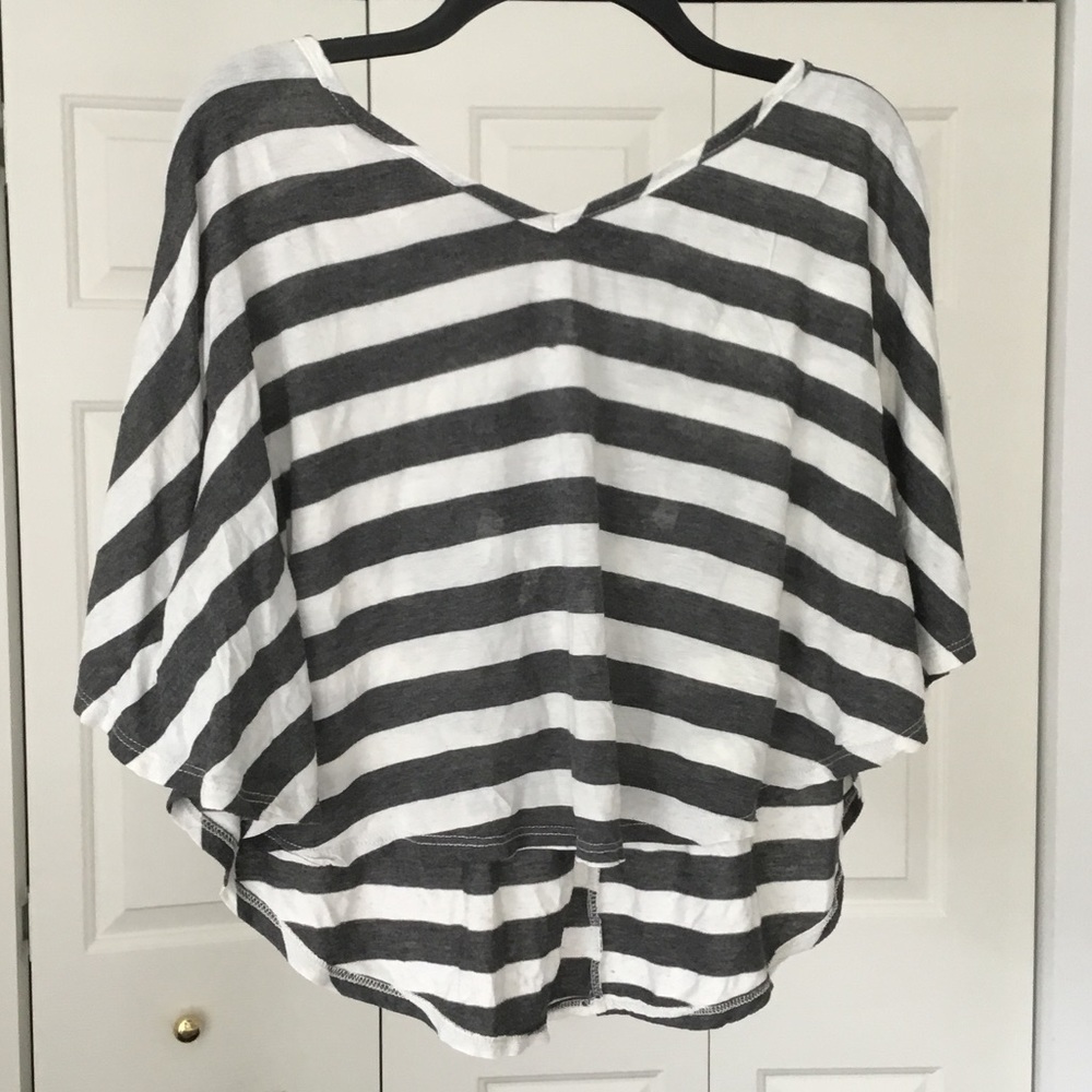 Flowy black and white top from body central