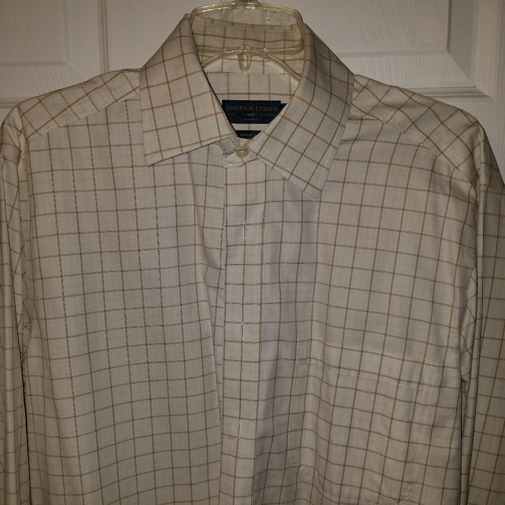 Men's dress shirt