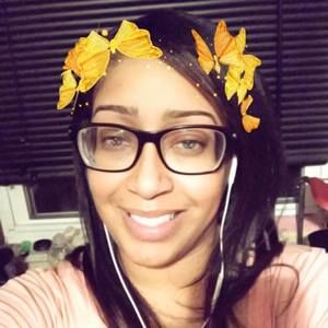 Meet your Posher, Nilda