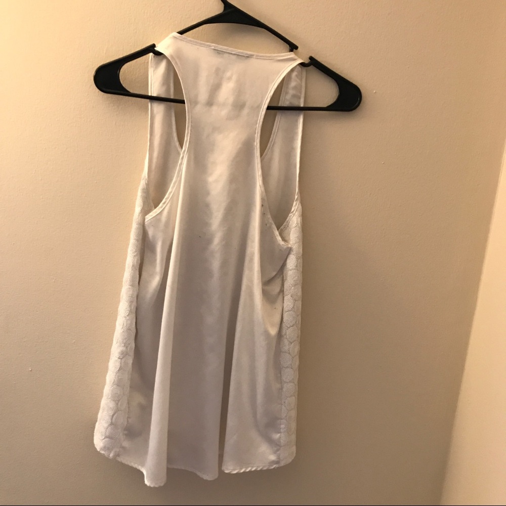 🍥 White Sequined Racerback Top🍥 - Picture 2 of 2