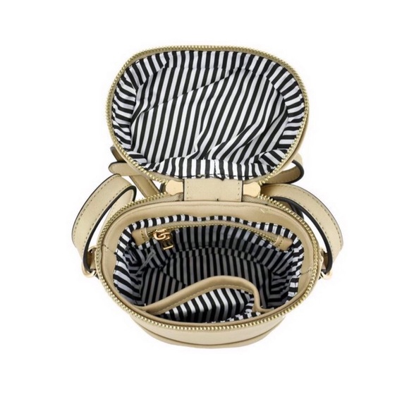 Bucket bag 💋 - Picture 4 of 4