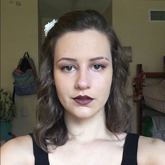 Meet your Posher, Livi - Picture 2 of 2