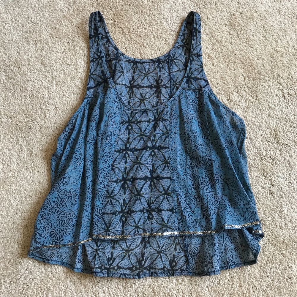 Urban Outfitters BL MOTIF tank size M