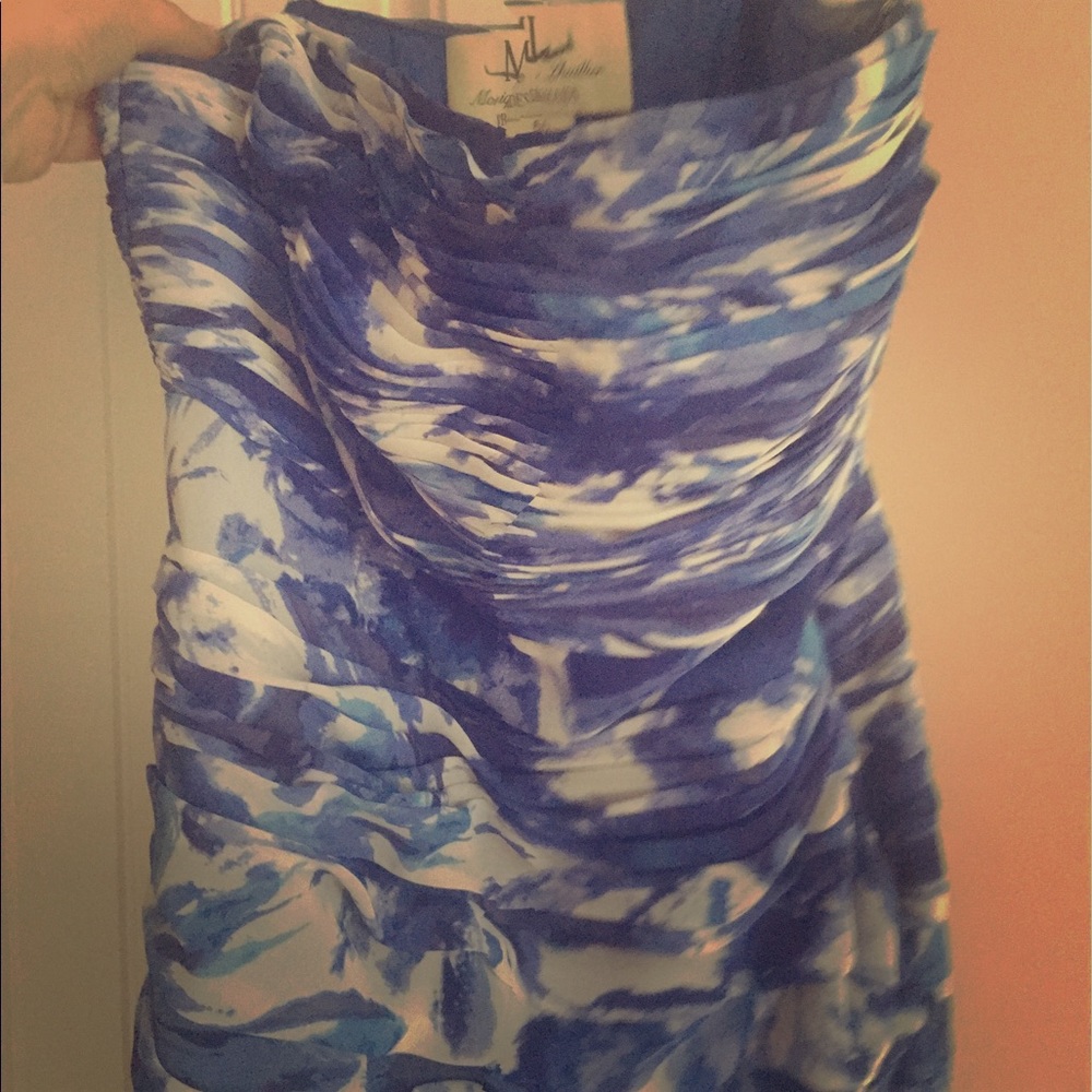 New without tags size 6 Monique Lhullier dress