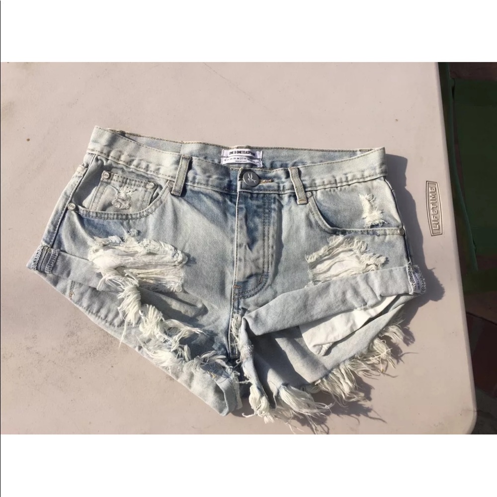 One teaspoon bandit shorts 27 NEW!